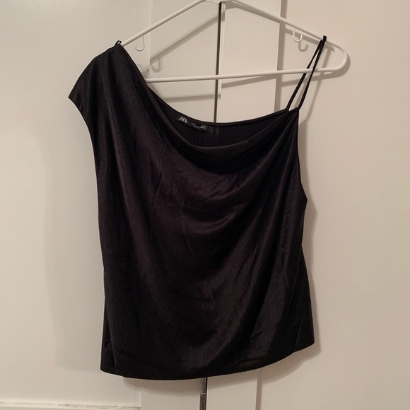Zara Tops - Zara Black Blouse Zara Tops - Zara Black Blouse